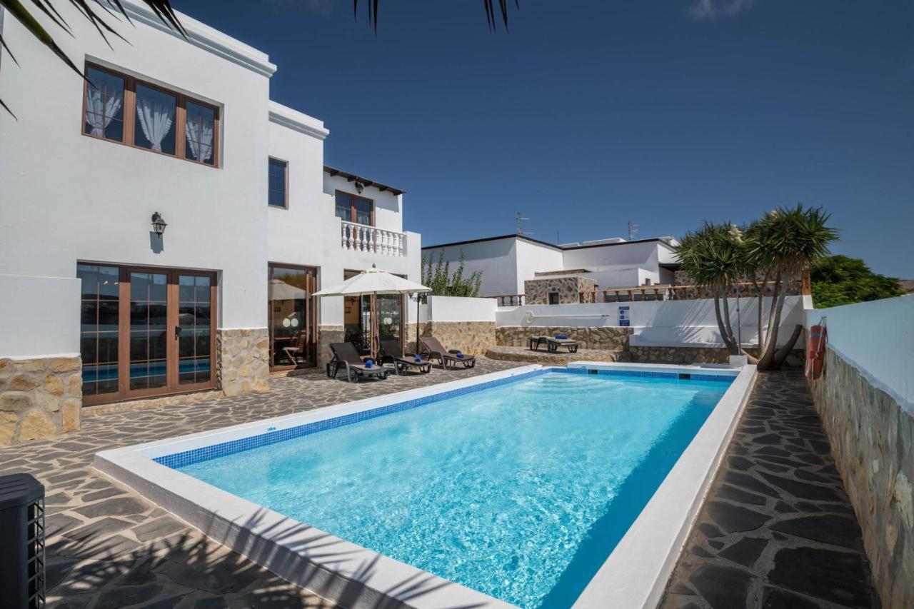 Villa Maria Тинахо Екстериор снимка